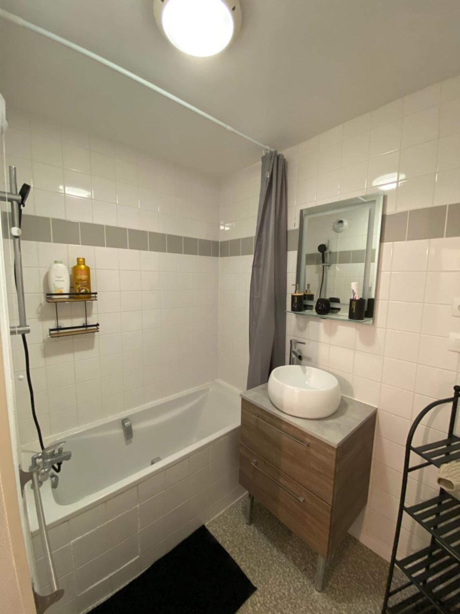 Appartement Spacieux - 10' Gare Angers Luaran gambar