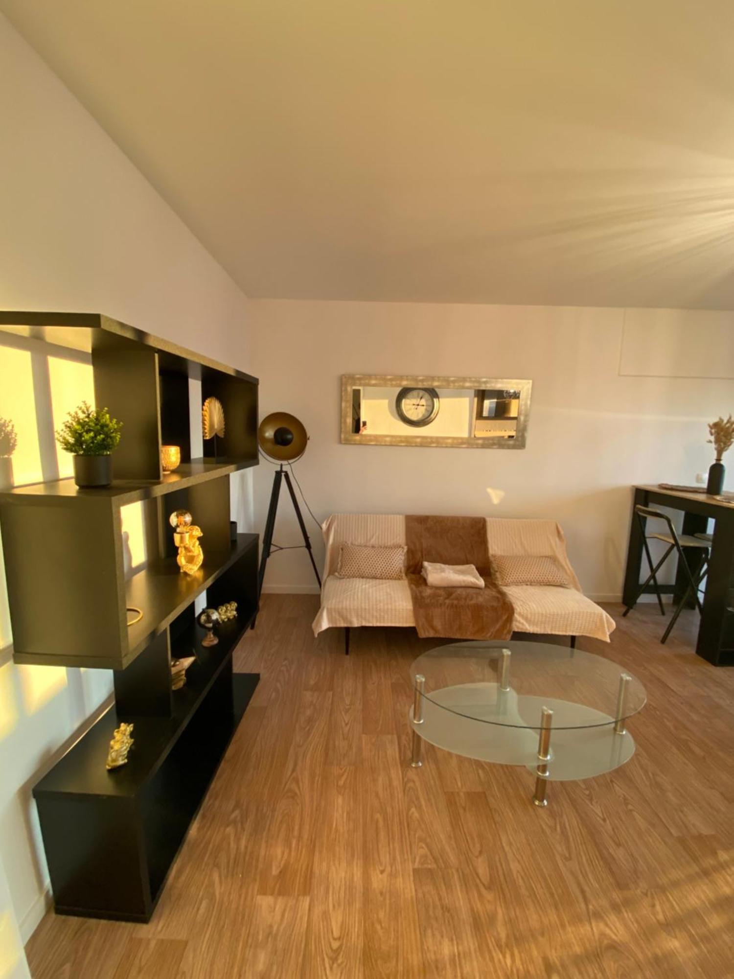 Appartement Spacieux - 10' Gare Angers Luaran gambar