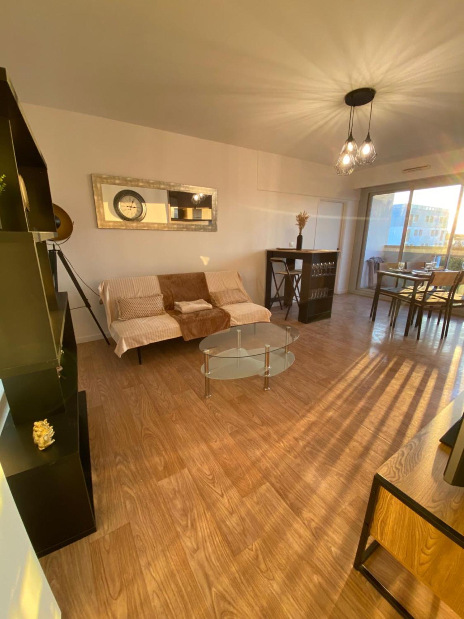 Appartement Spacieux - 10' Gare Angers Luaran gambar